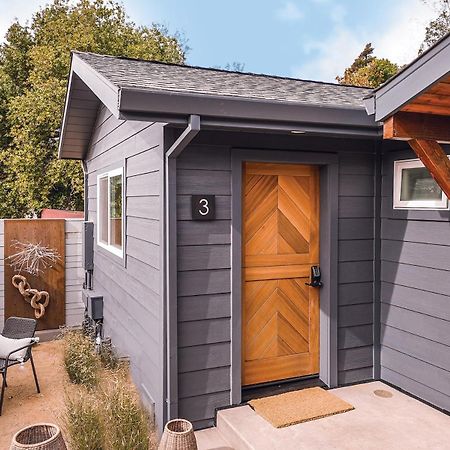 Funboard Room Includes King Bed And Mini Kitchenette Stinson Beach Exteriér fotografie