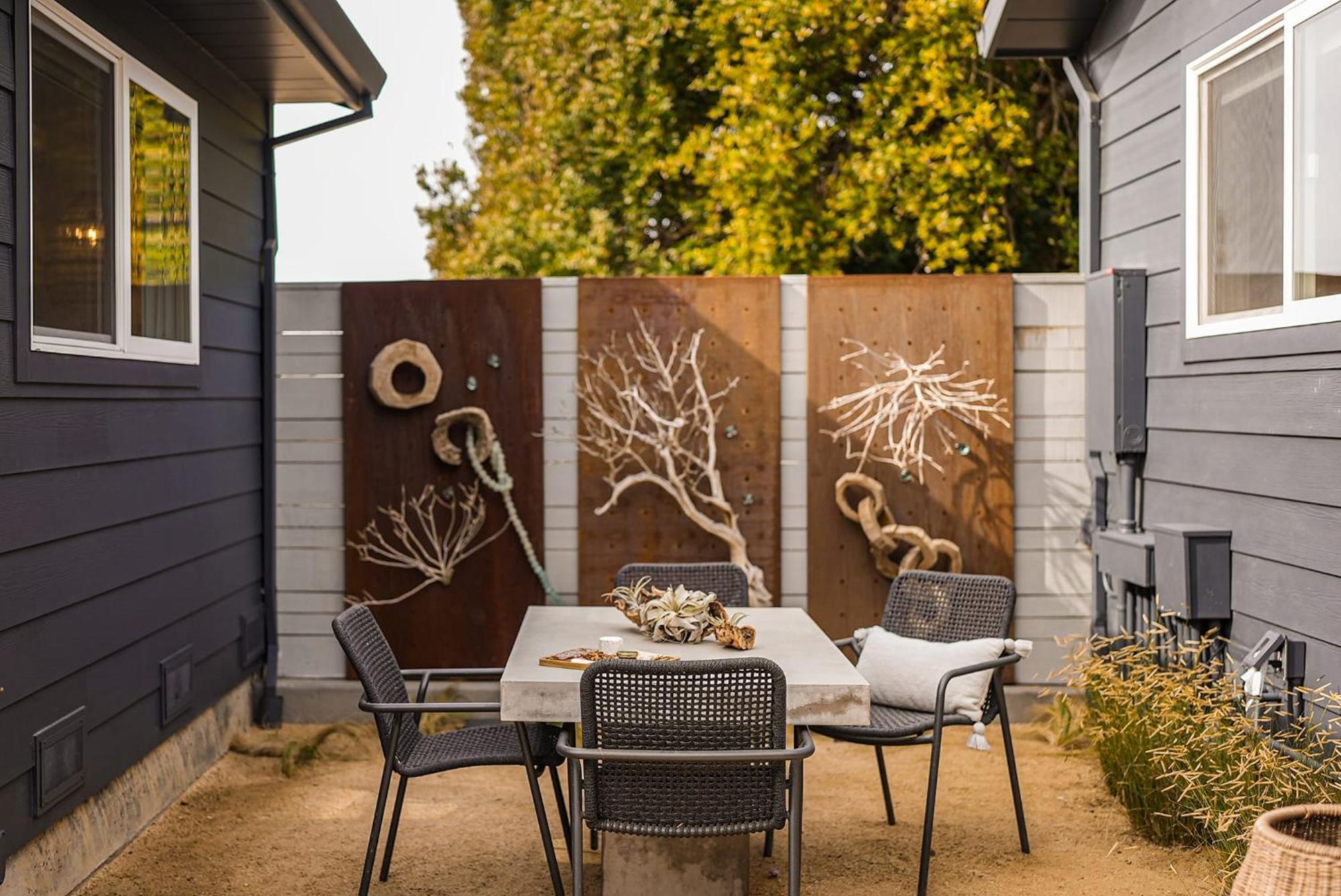 Funboard Room Includes King Bed And Mini Kitchenette Stinson Beach Exteriér fotografie